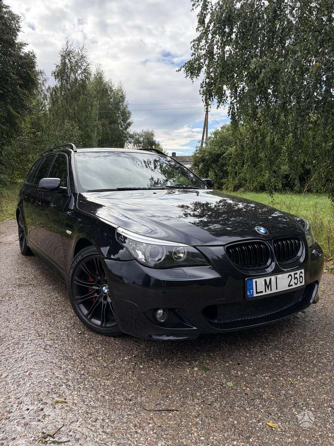 BMW 535, 3.5 l., universalas