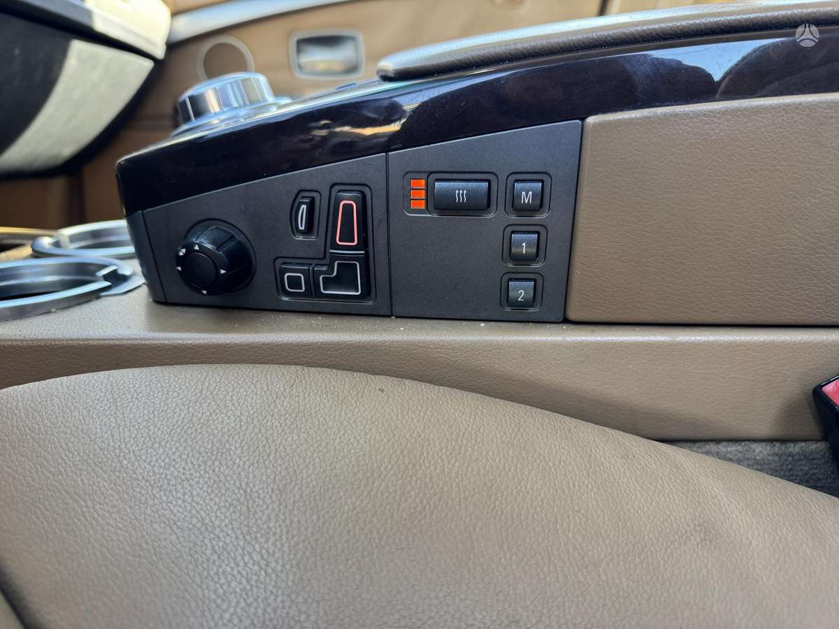 BMW 730 kėbulo dalys