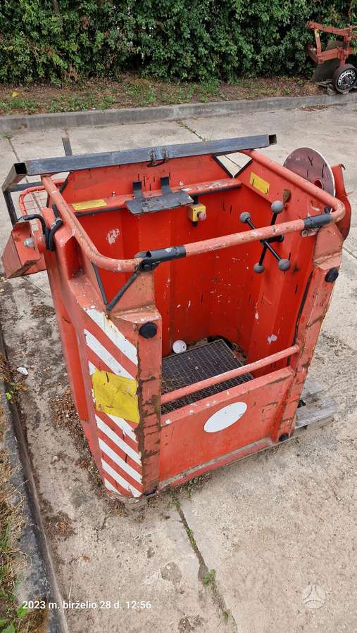 Palfinger BB-004B, cranes / grapples