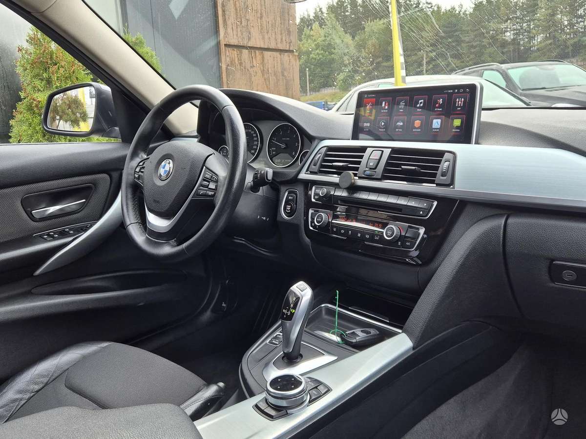 BMW 320, 2.0 l., sedanas