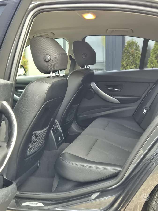 BMW 320, 2.0 l., sedanas