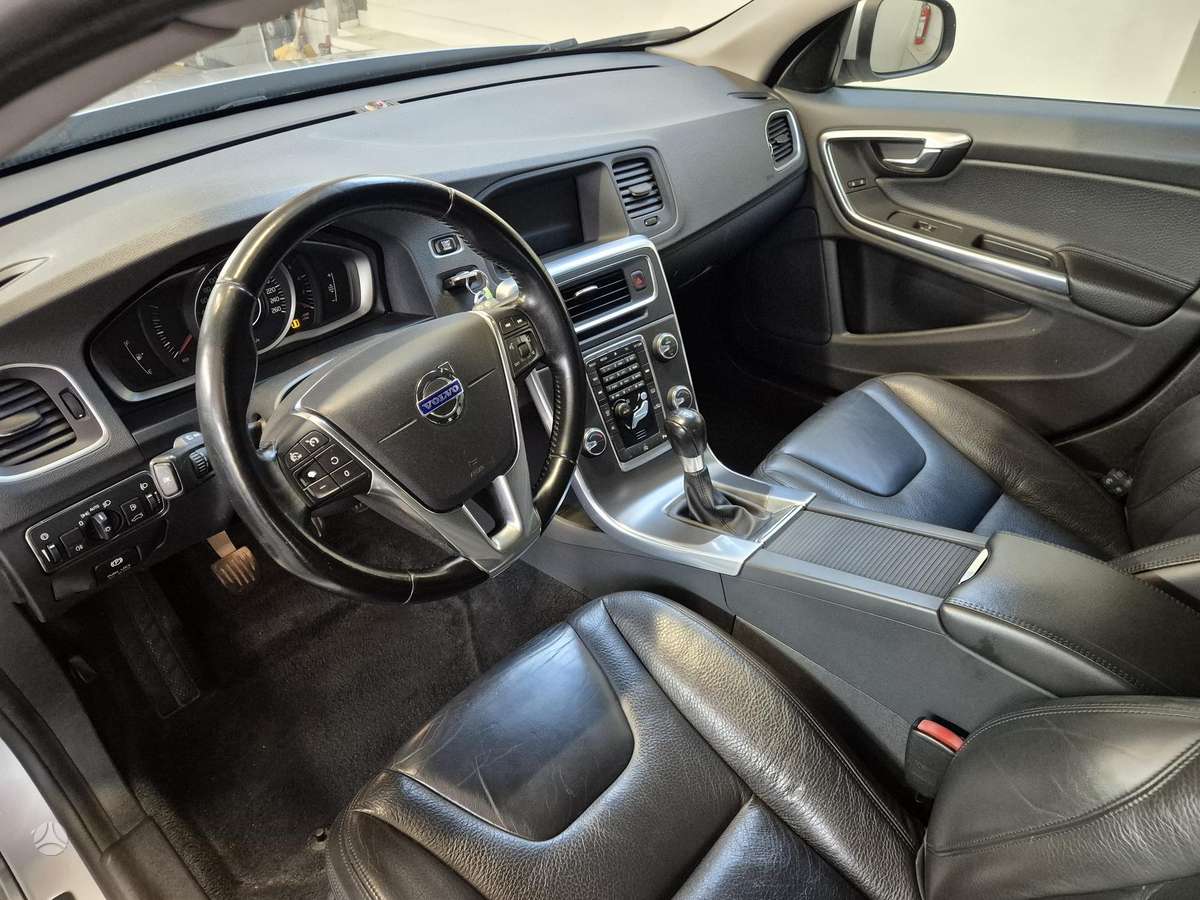 Volvo V60, 2.0 l., wagon