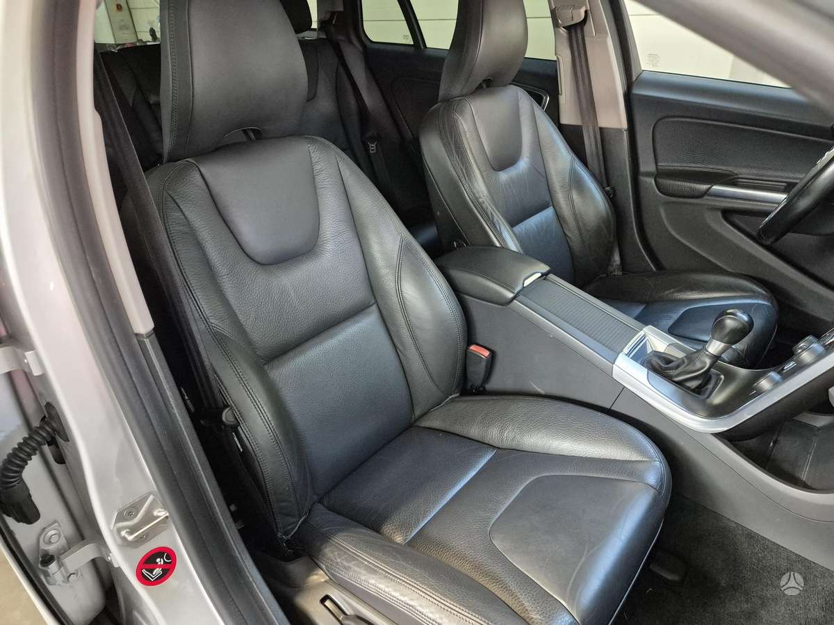 Volvo V60, 2.0 l., universalas