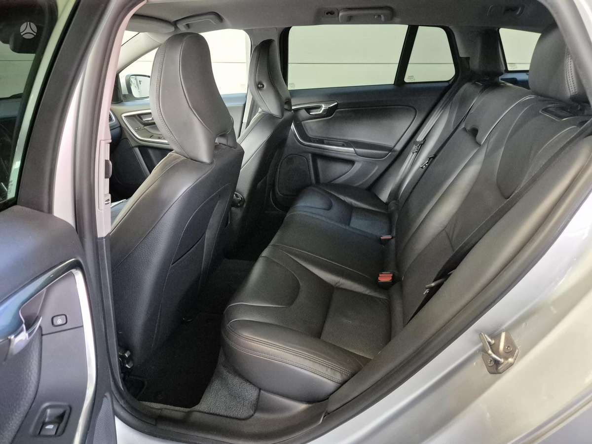 Volvo V60, 2.0 l., Универсал