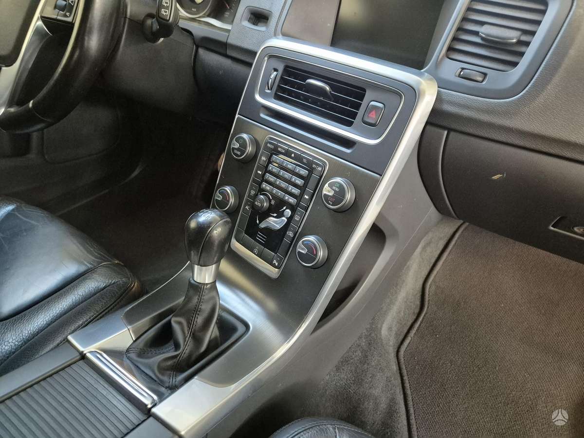 Volvo V60, 2.0 l., wagon