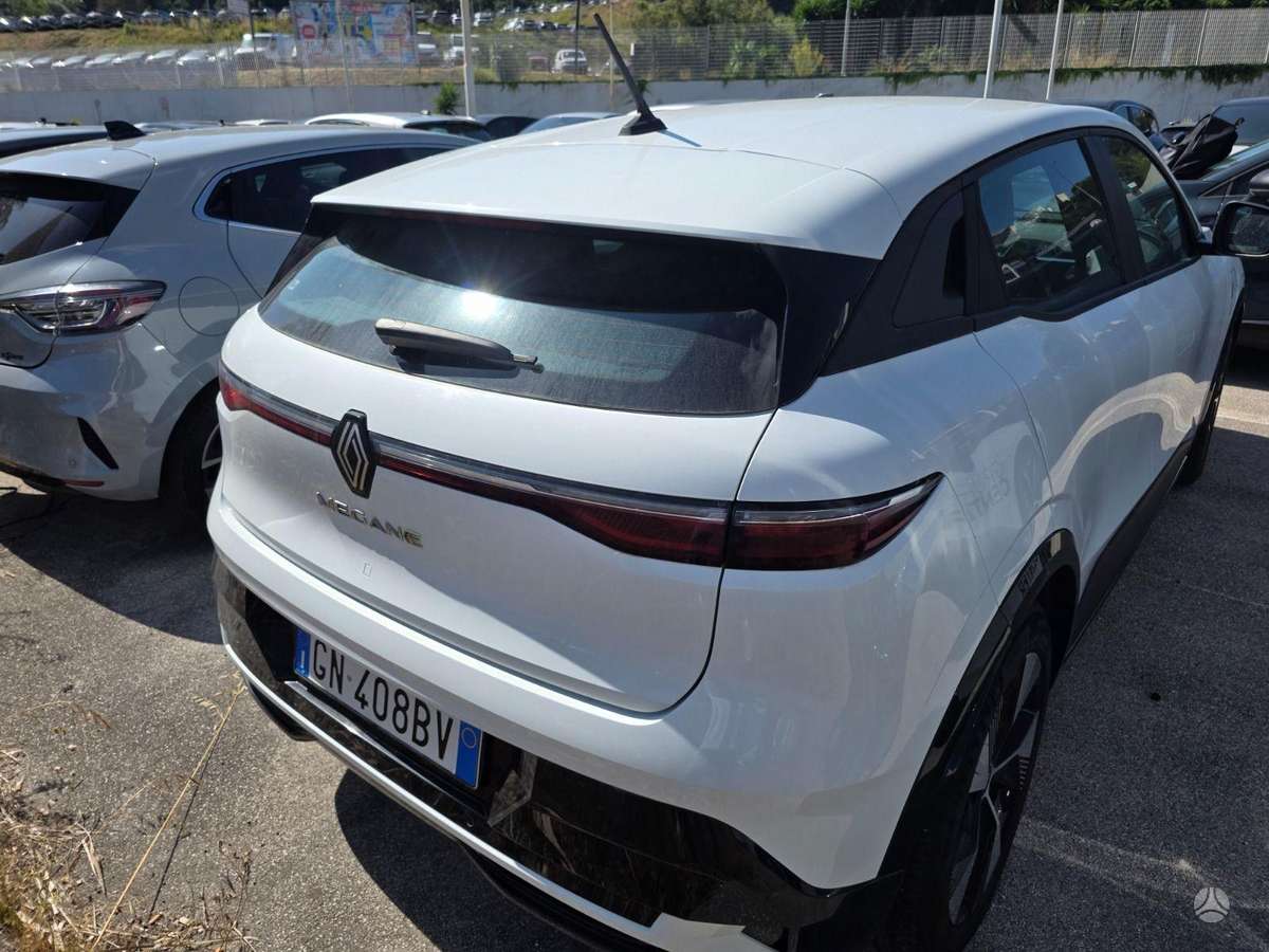 Renault Megane E-Tech, hečbekas