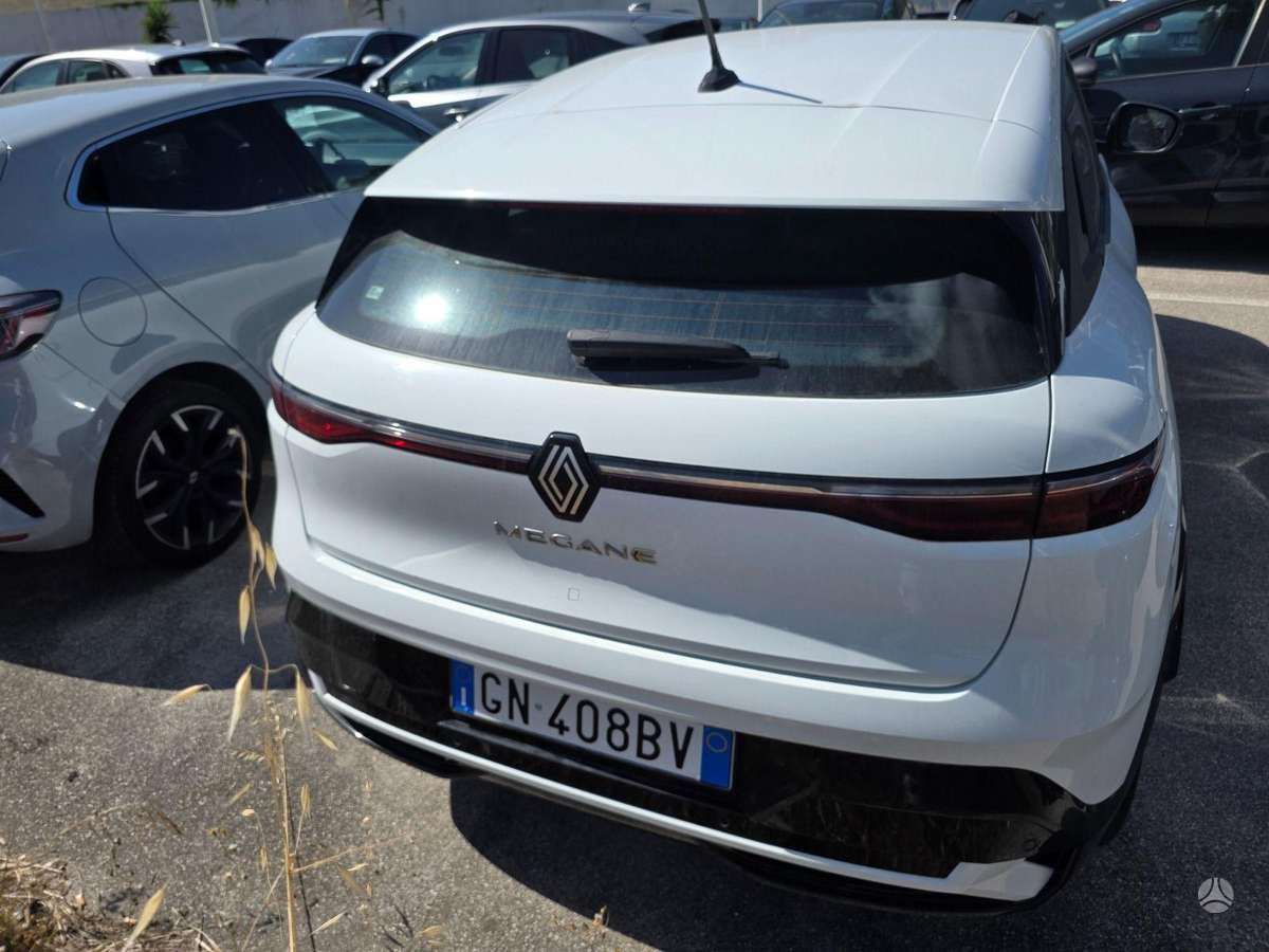 Renault Megane E-Tech, Хэтчбек