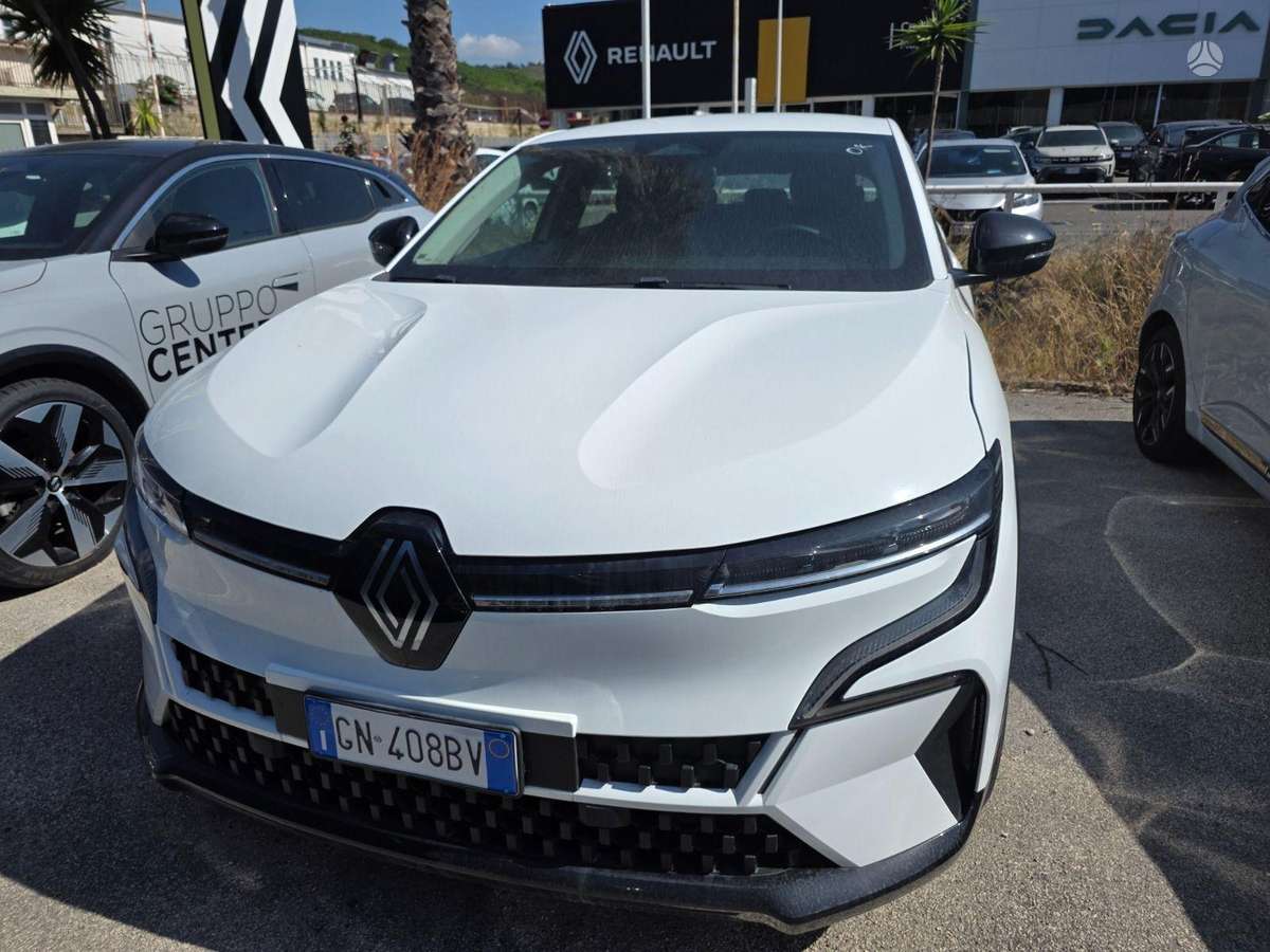 Renault Megane E-Tech, Хэтчбек
