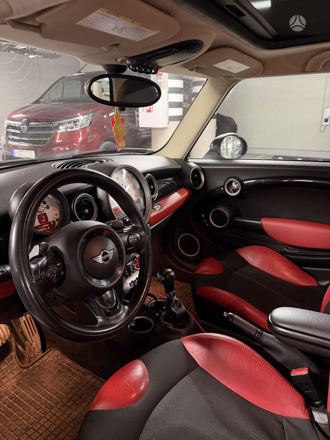 Mini Cooper S, 1.6 l., Хэтчбек