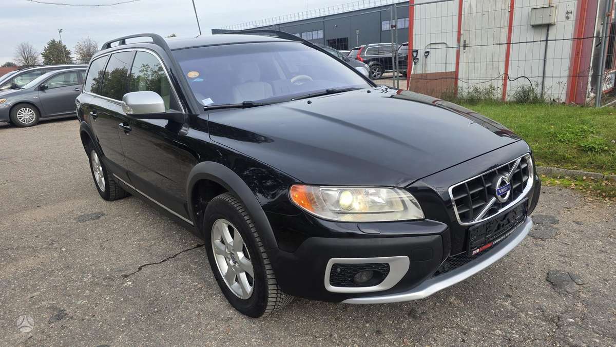 Volvo XC70, 2.4 l., wagon