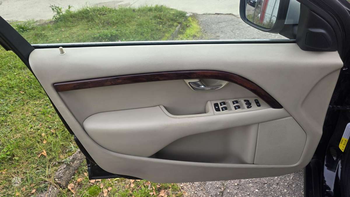 Volvo XC70, 2.4 l., Универсал