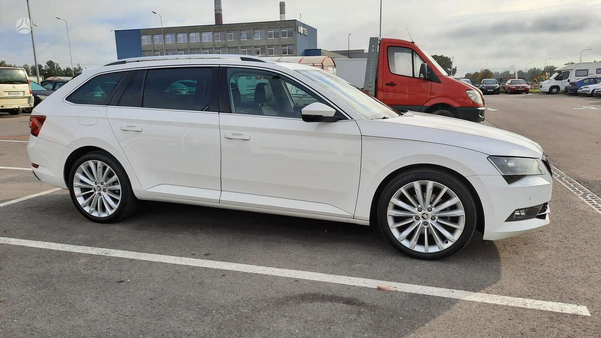 Skoda Superb, 1.6 l., Универсал