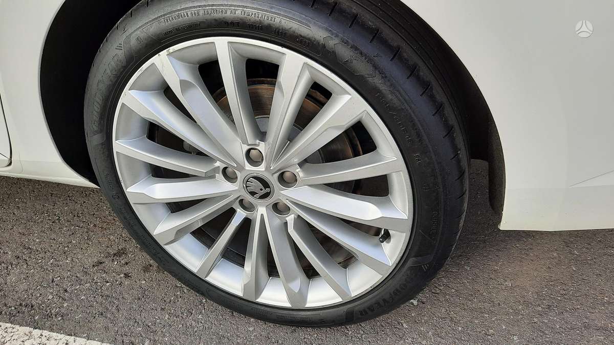 Skoda Superb, 1.6 l., Универсал