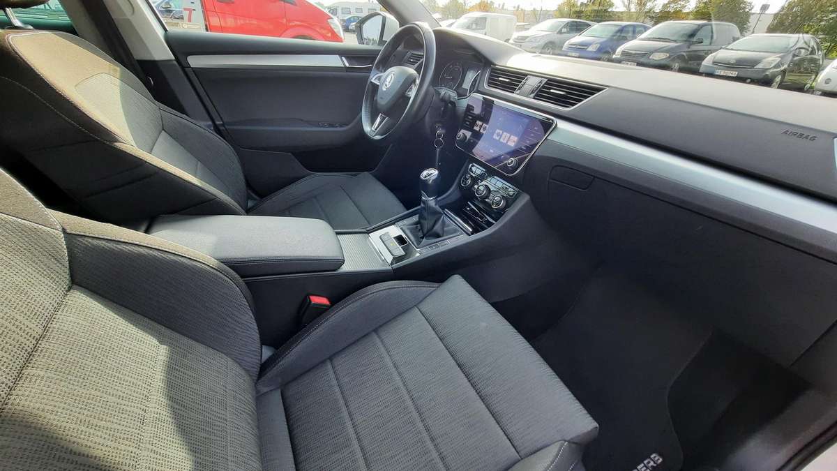 Skoda Superb, 1.6 l., Универсал