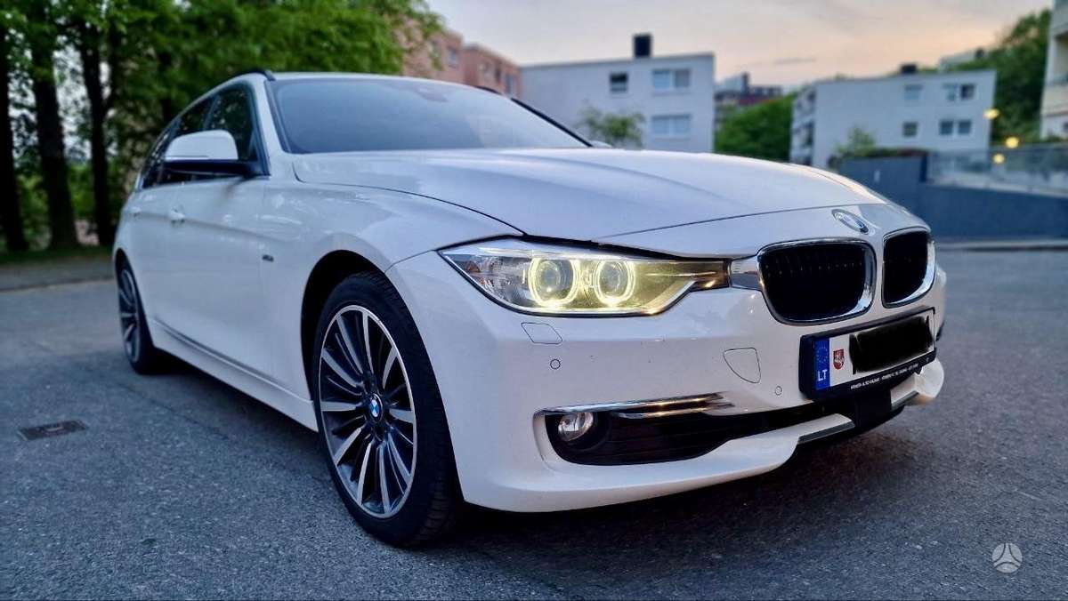 BMW 330, 3.0 l., wagon