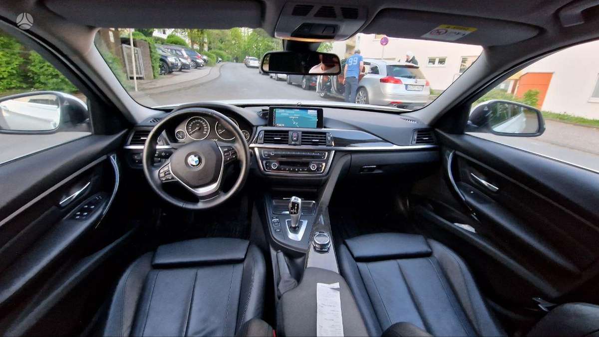 BMW 330, 3.0 l., wagon