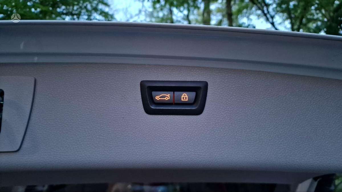 BMW 330, 3.0 l., wagon