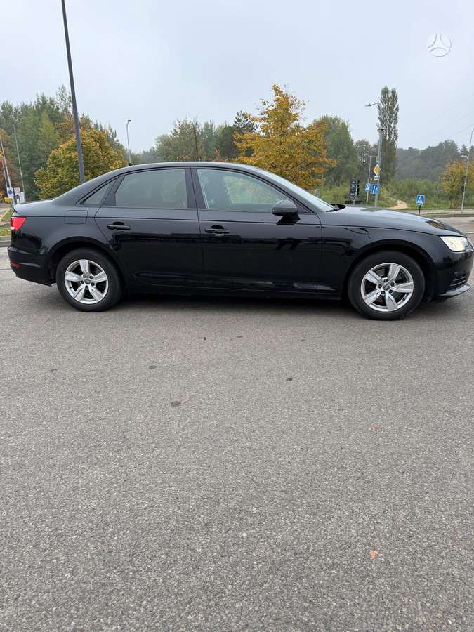 Audi A4, 2.0 l., sedanas