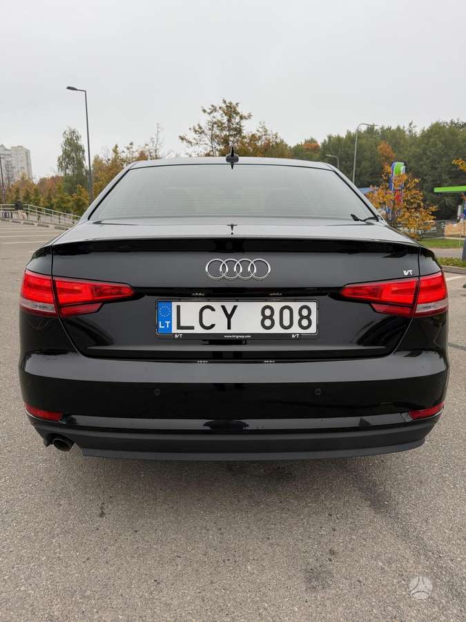 Audi A4, 2.0 l., sedanas