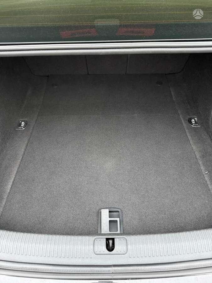Audi A4, 2.0 l., sedanas