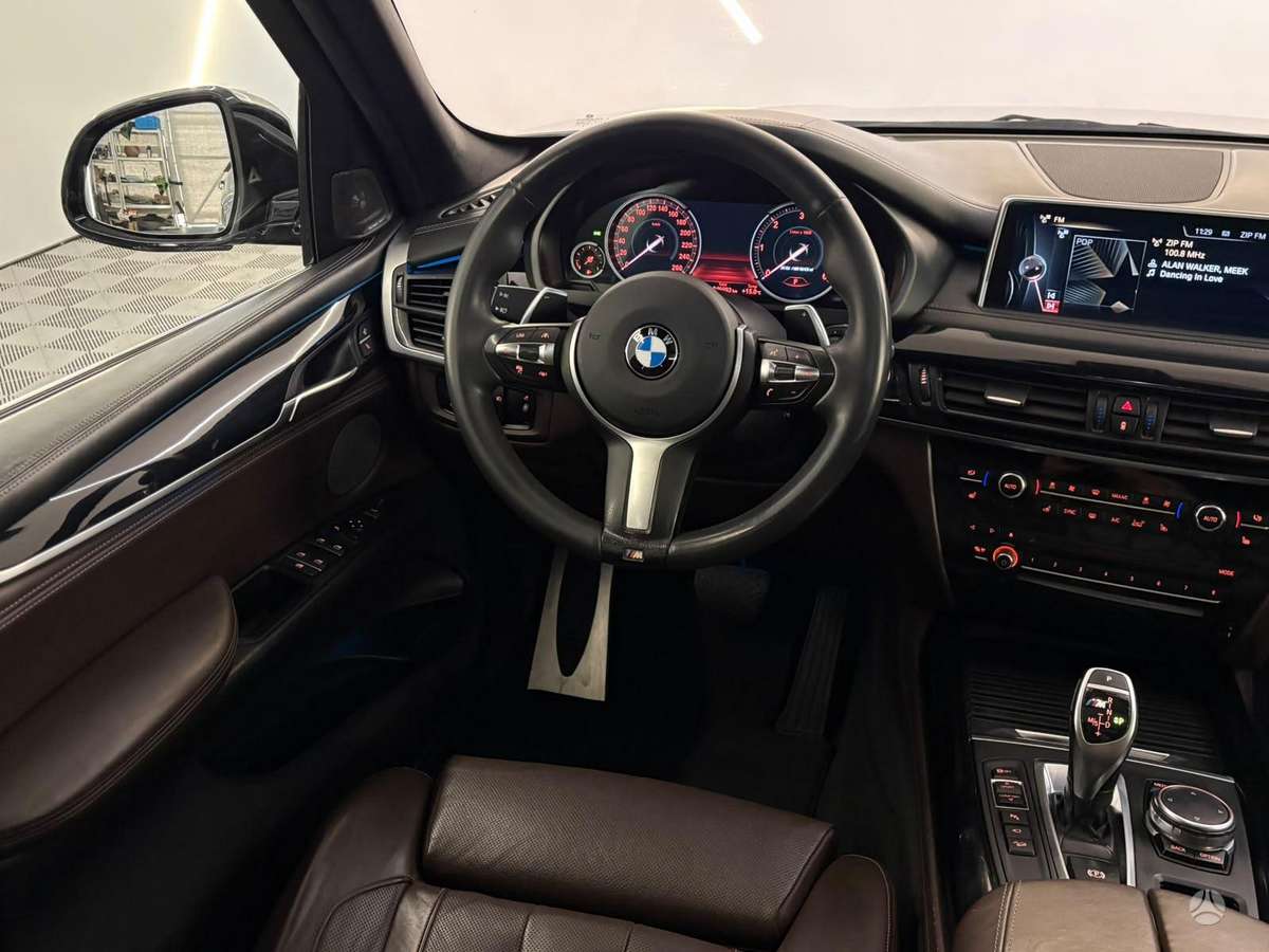 BMW X5, 3.0 l., Внедорожник / Кроссовер
