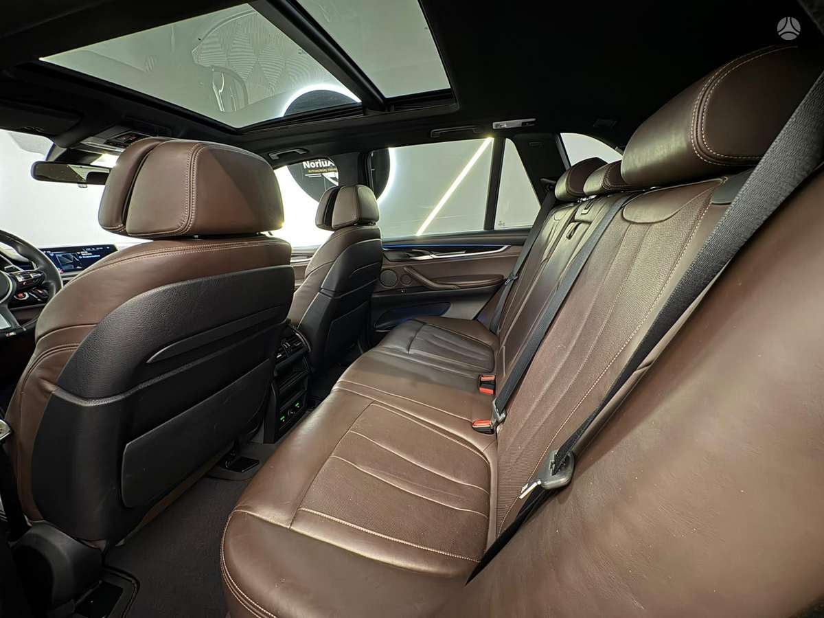 BMW X5, 3.0 l., Внедорожник / Кроссовер