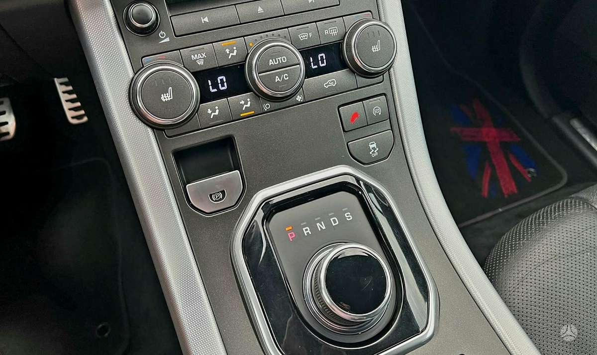 Land Rover Evoque, 2.2 l., off-road / crossover