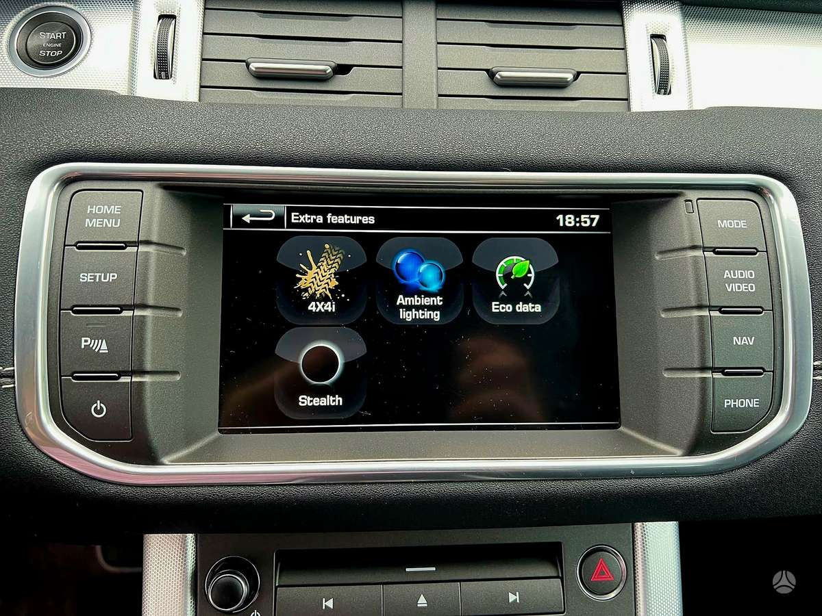 Land Rover Evoque, 2.2 l., off-road / crossover