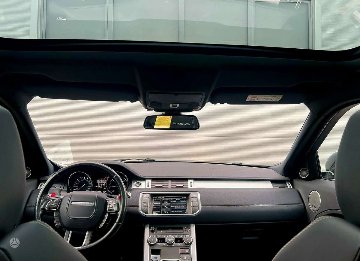 Land Rover Evoque, 2.2 l., off-road / crossover
