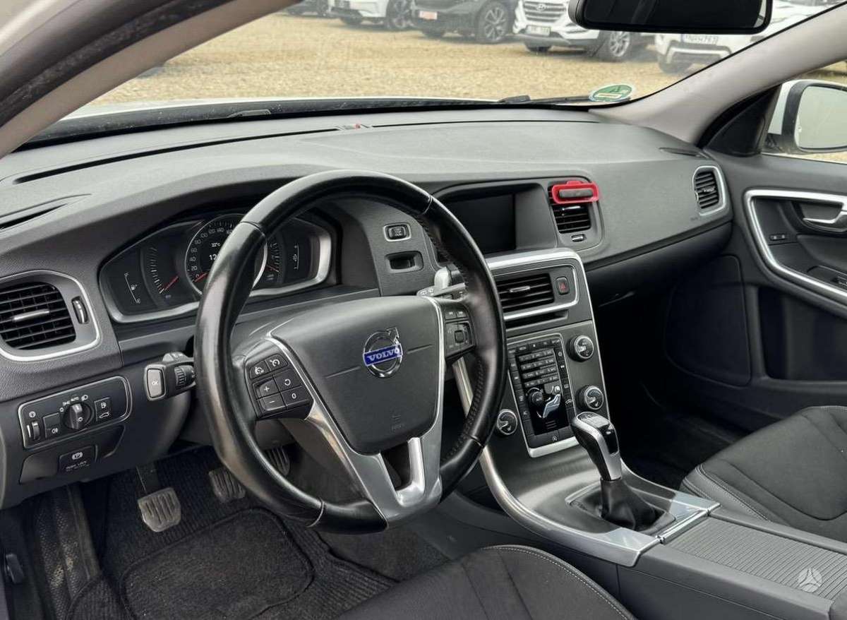 Volvo V60, 2.0 l., wagon