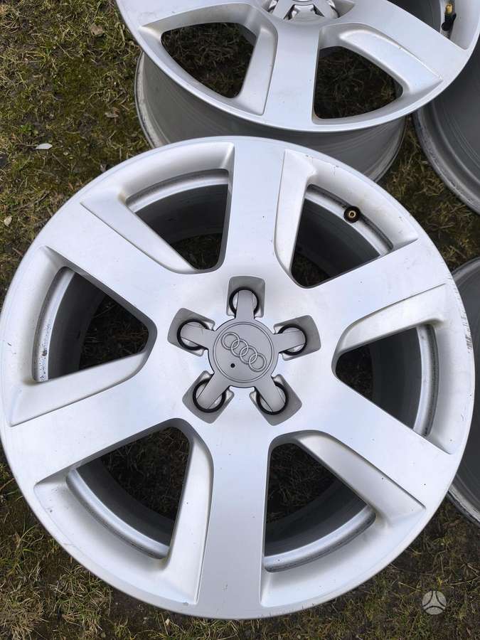 Audi, light alloy, R17
