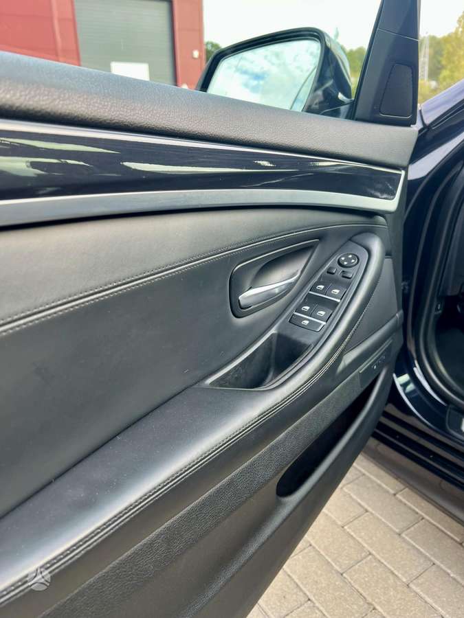 BMW 520, 2.0 l., Универсал