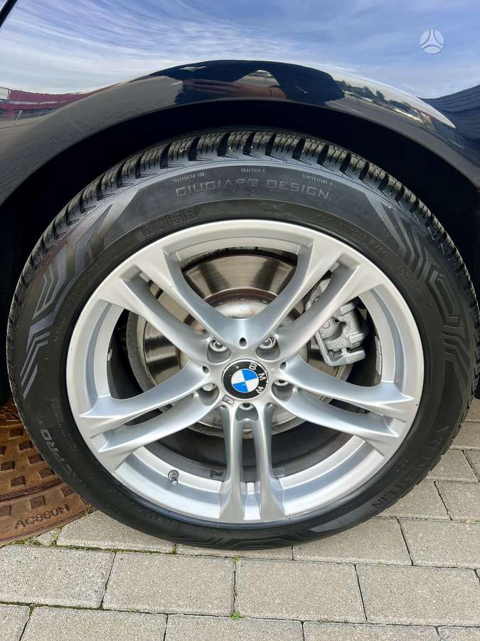 BMW 520, 2.0 l., universalas
