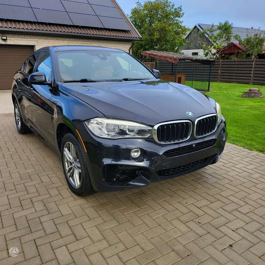 BMW X6, 3.0 l., off-road / crossover