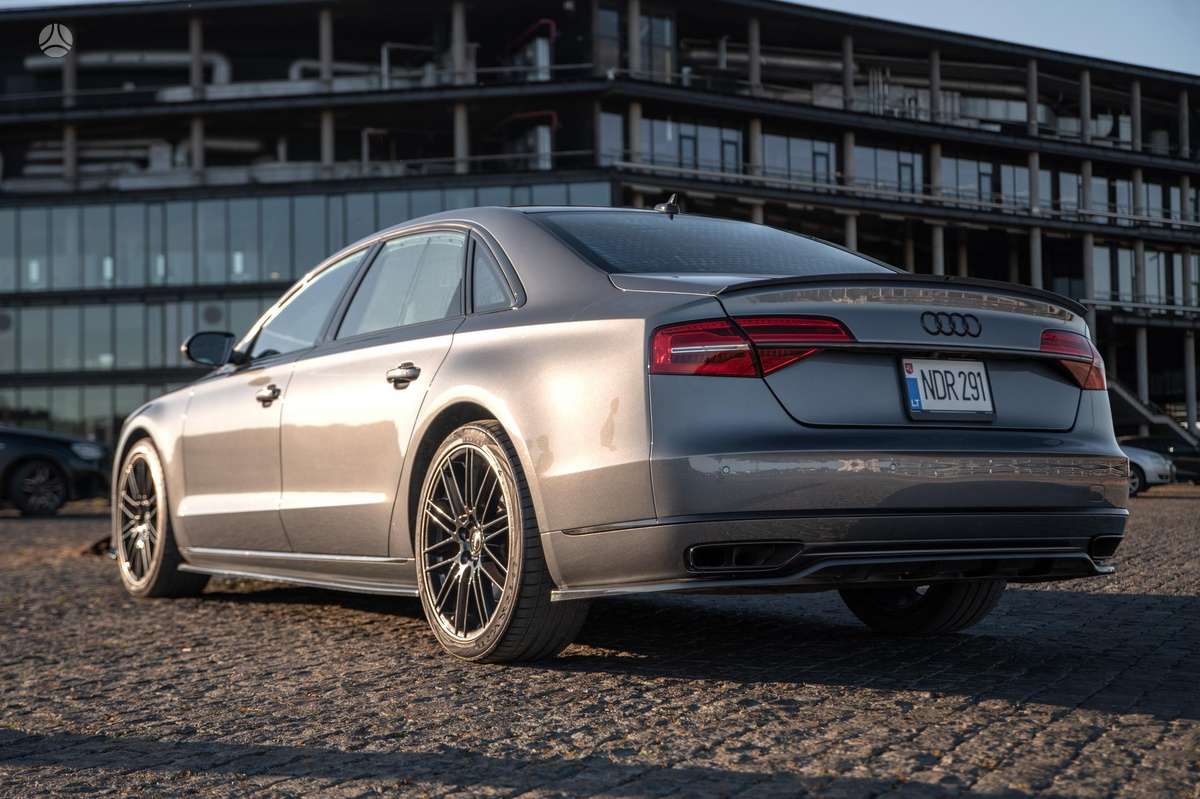 Audi A8 L, 3.0 l., Седан