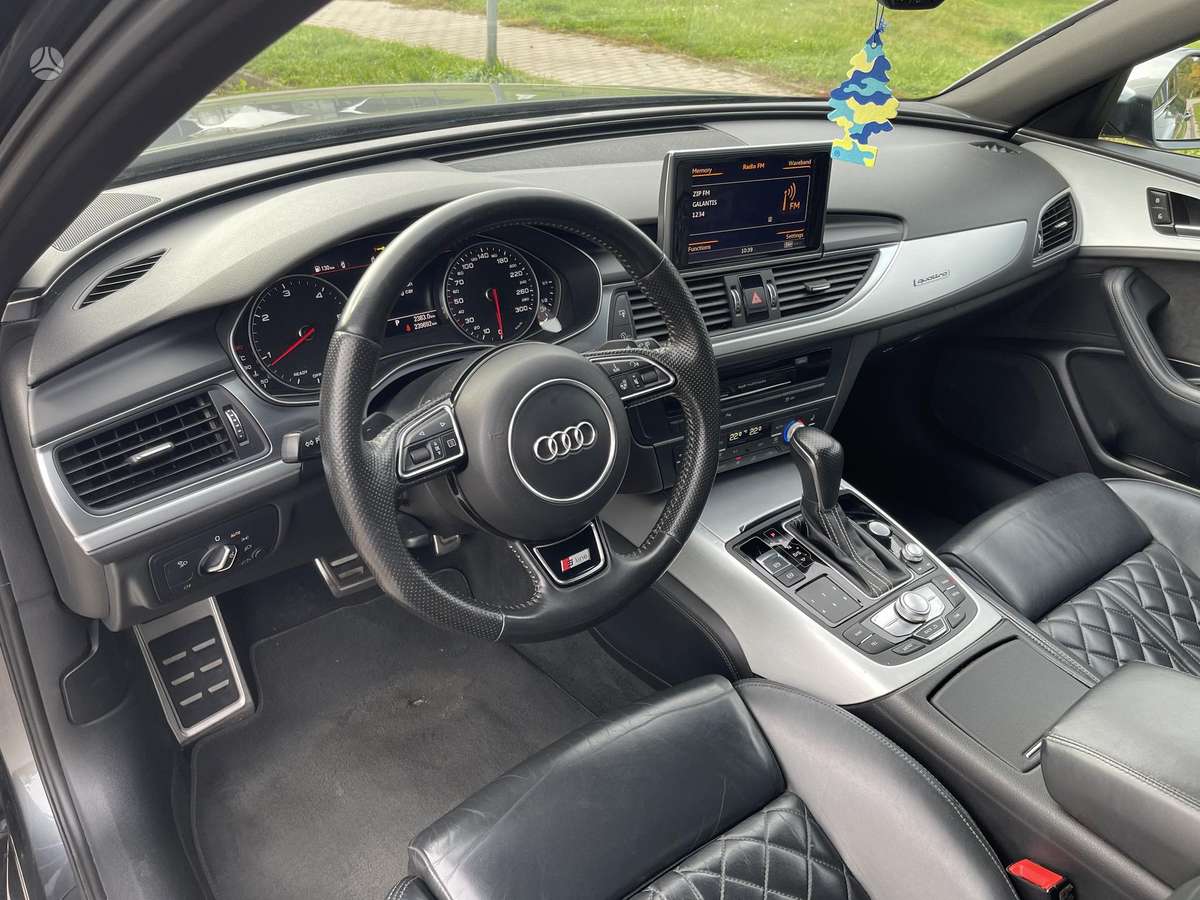 Audi A6, 3.0 l., universalas