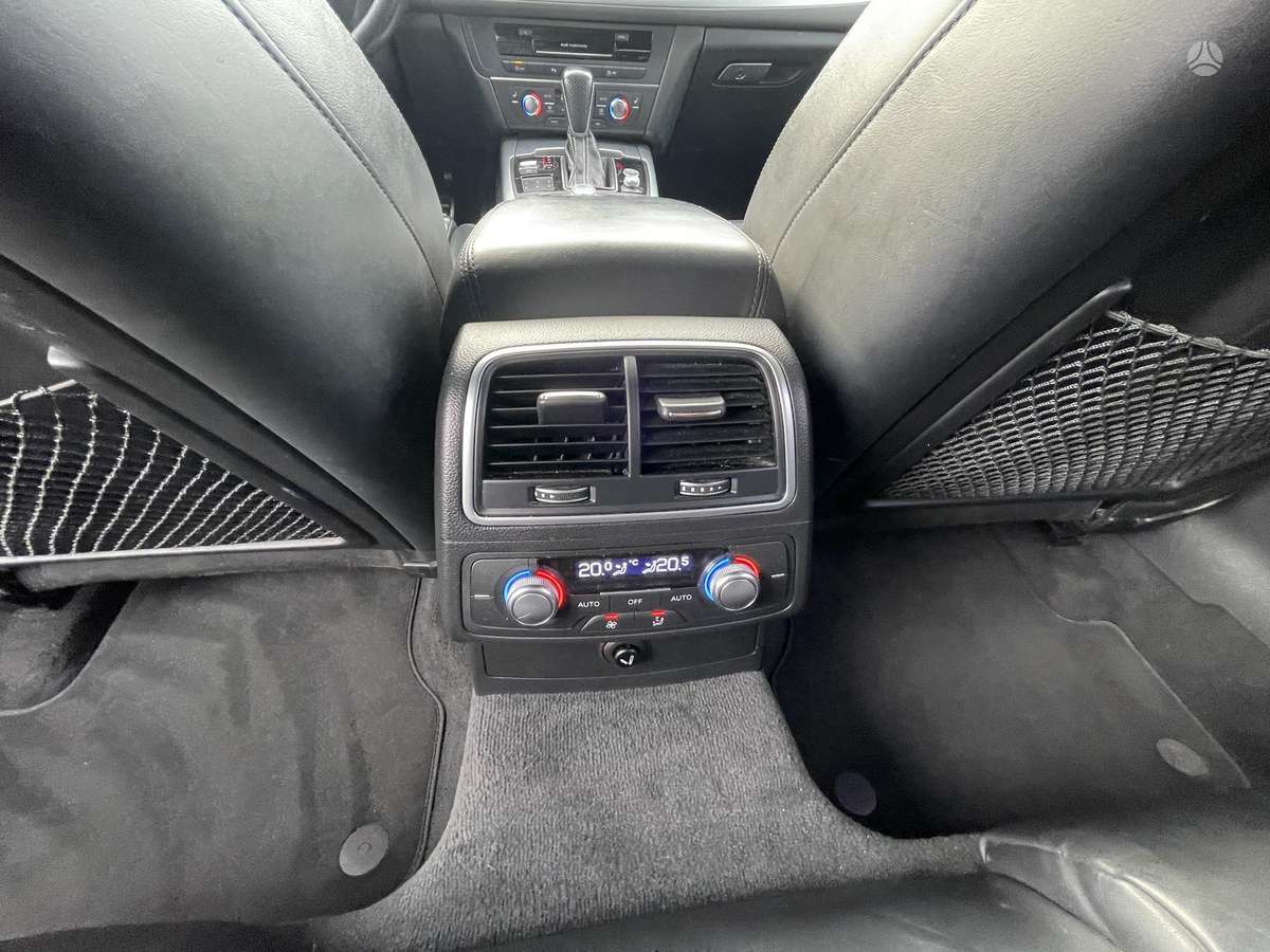 Audi A6, 3.0 l., universalas
