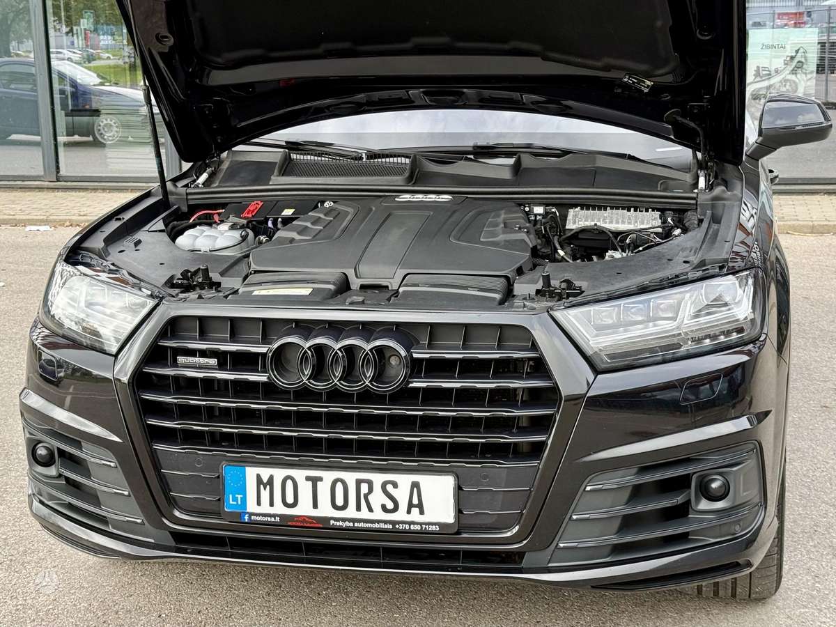 Audi Q7, 3.0 l., off-road / crossover