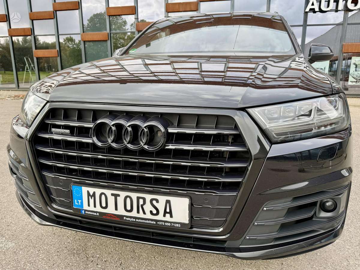 Audi Q7, 3.0 l., off-road / crossover