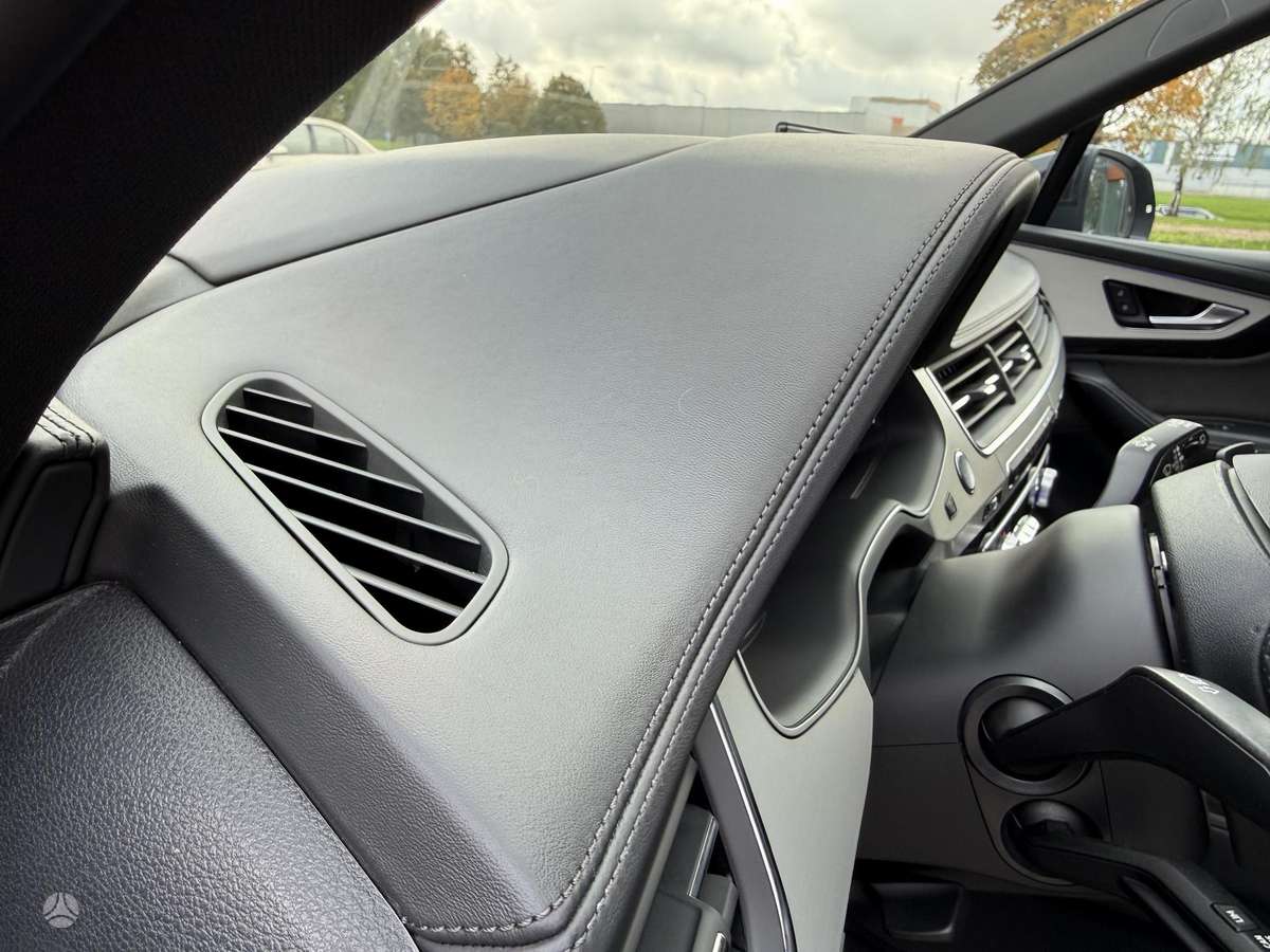 Audi Q7, 3.0 l., off-road / crossover
