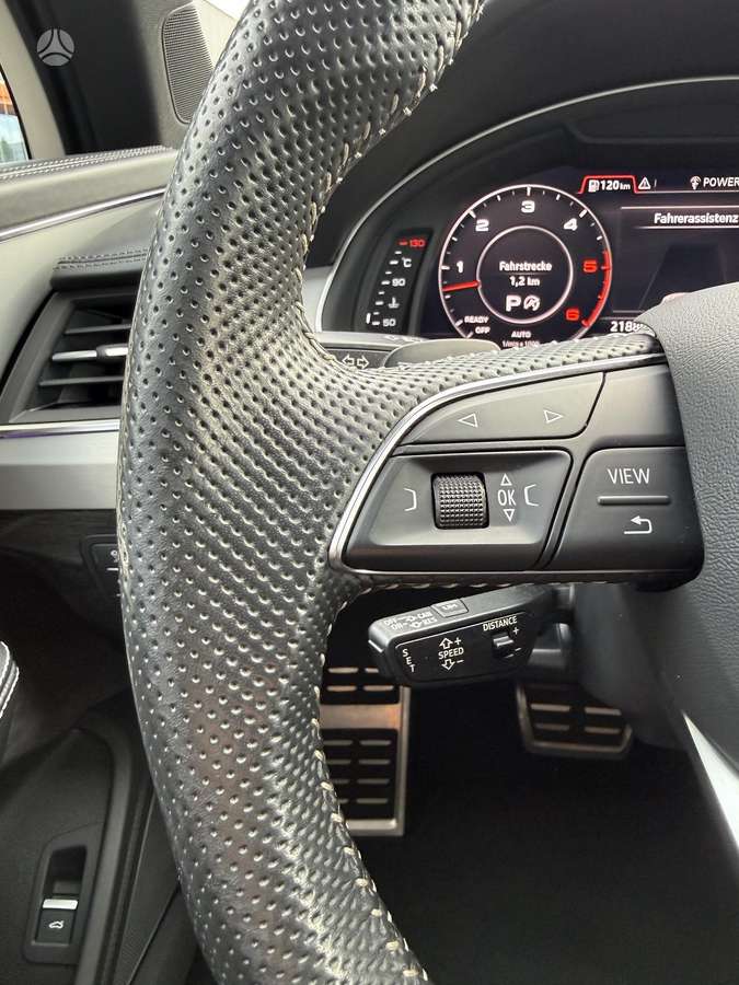 Audi Q7, 3.0 l., off-road / crossover