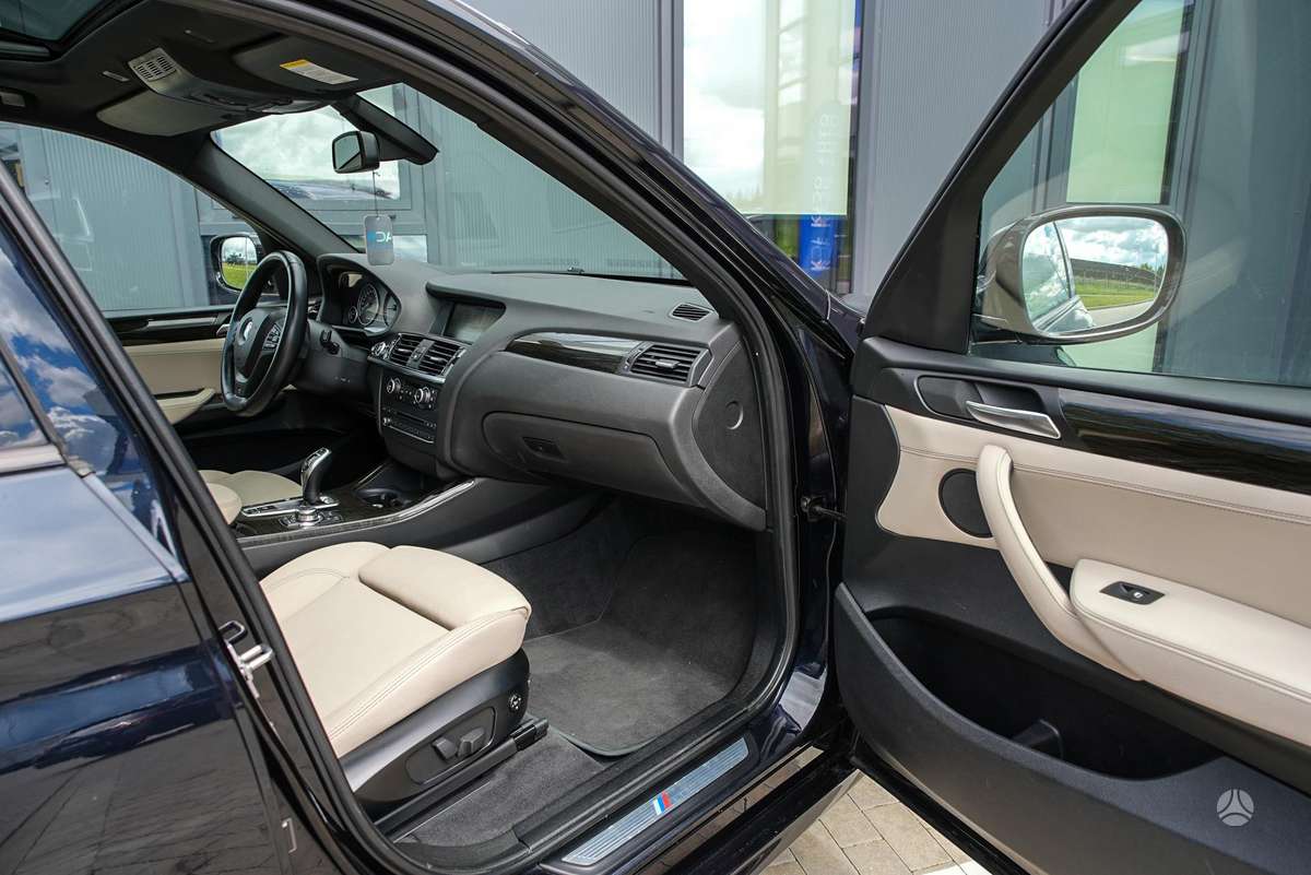 BMW X3, 3.0 l., off-road / crossover