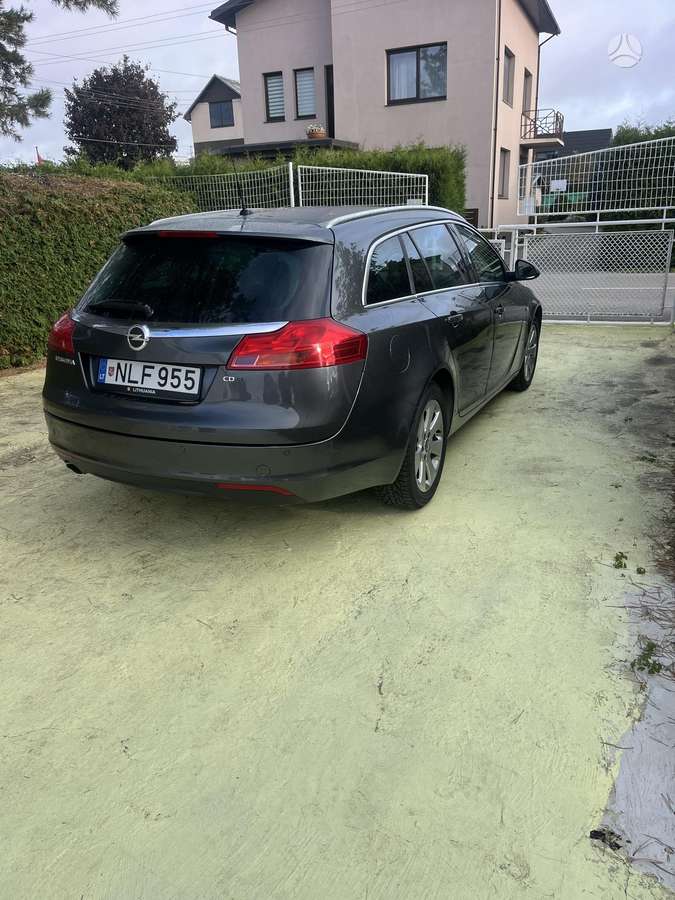 Opel Insignia, 2.0 l., wagon