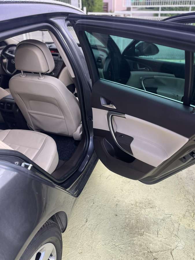 Opel Insignia, 2.0 l., wagon