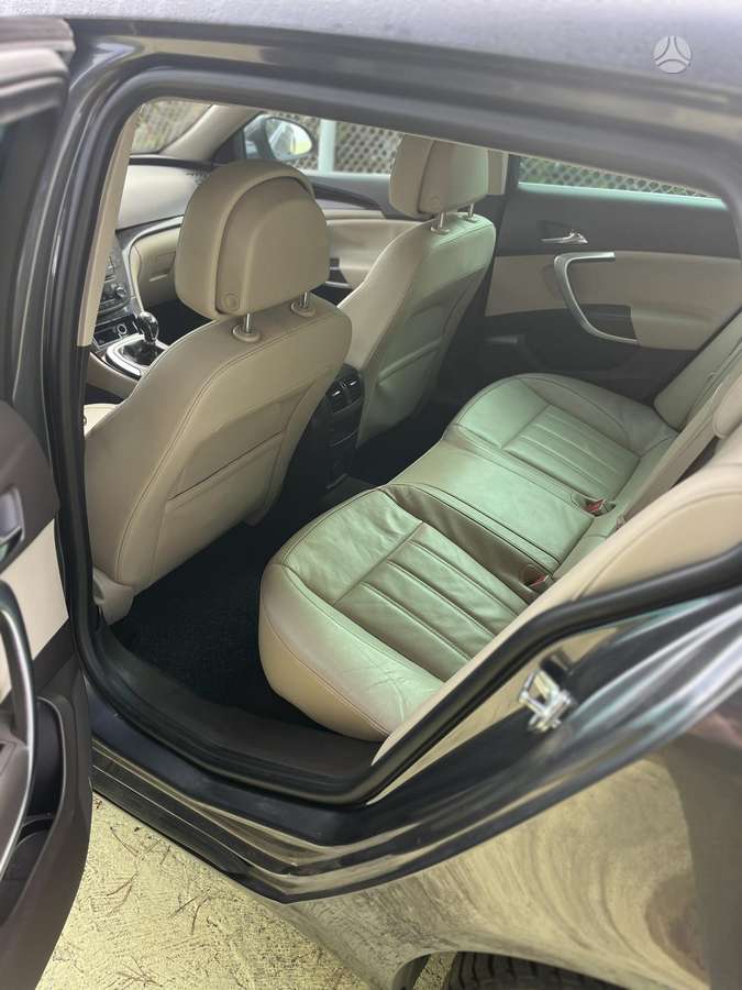 Opel Insignia, 2.0 l., wagon