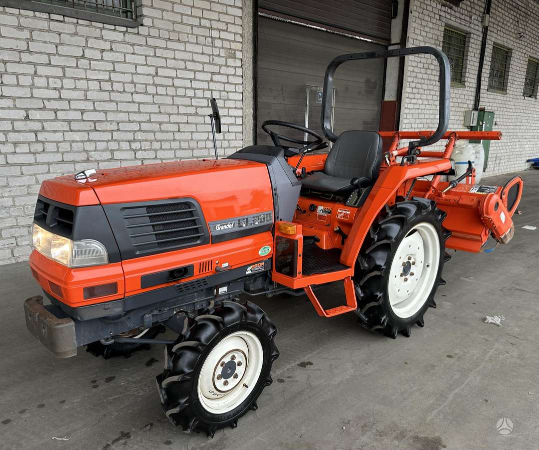 Kubota GL200, тракторы