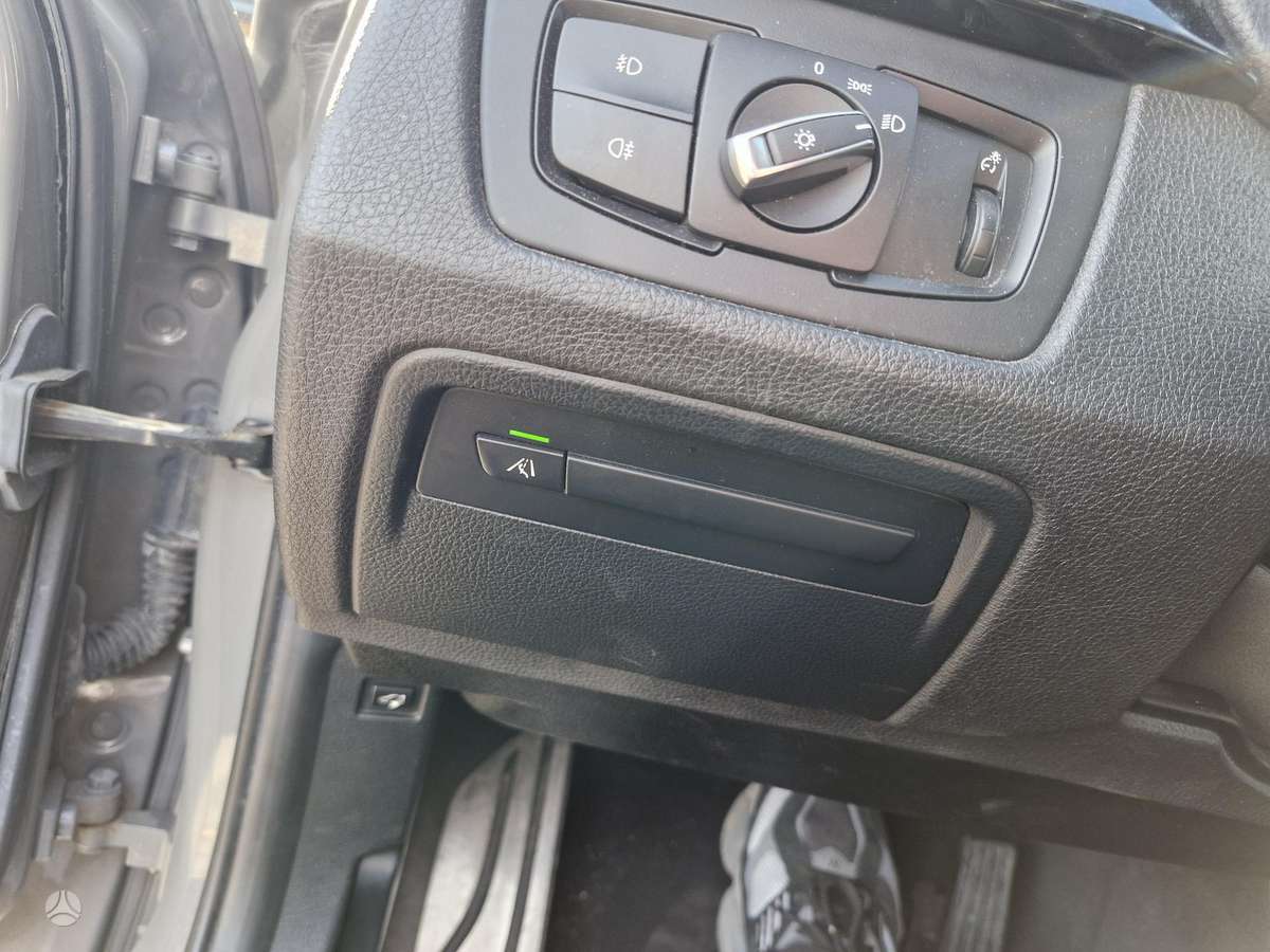BMW 320, 2.0 l., universalas