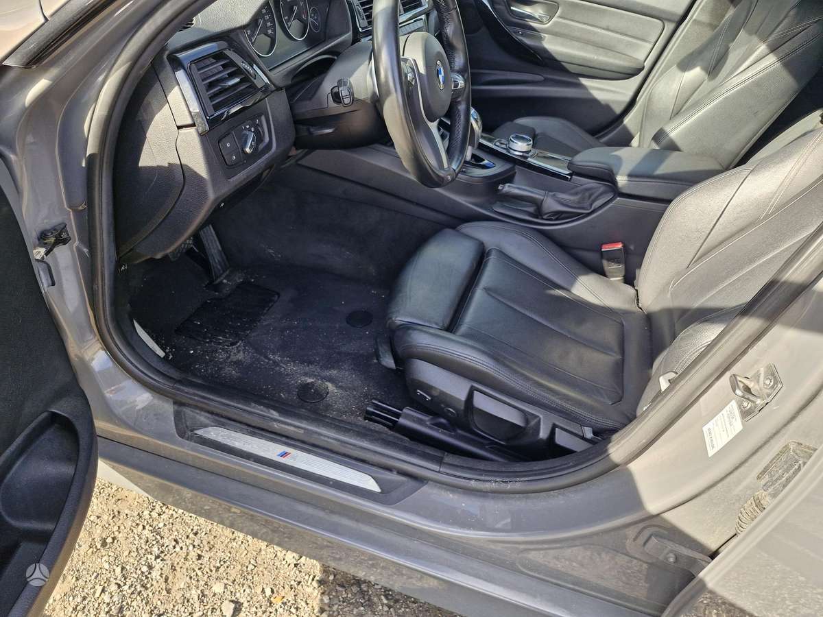 BMW 320, 2.0 l., wagon