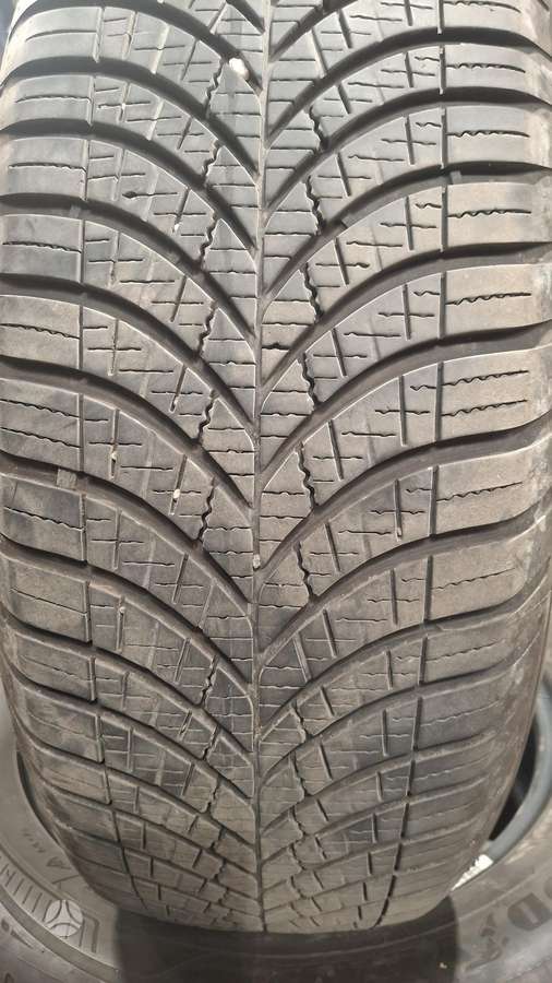 Goodyear Vector, всесезонные 225/65 R17