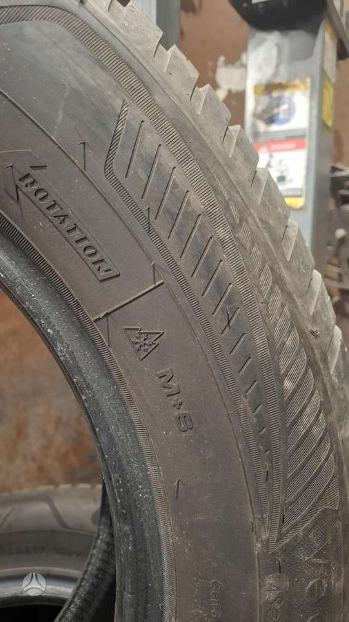 Goodyear Vector, всесезонные 225/65 R17
